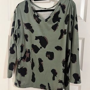 Haute Edition large shirt